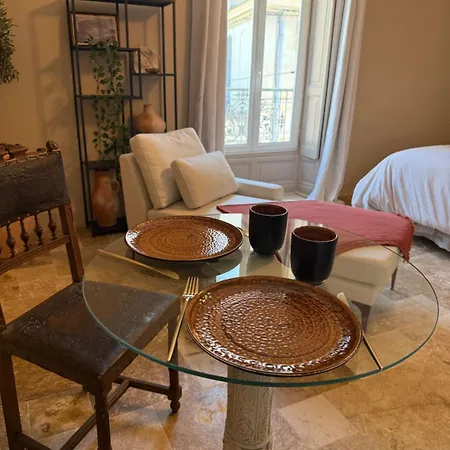 Апартаменты Domus Romana - Centre De Arenes Ним